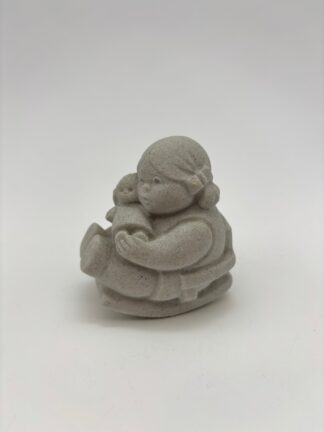 Mädchen mit Puppe Marbell Stone Art Belgien #750